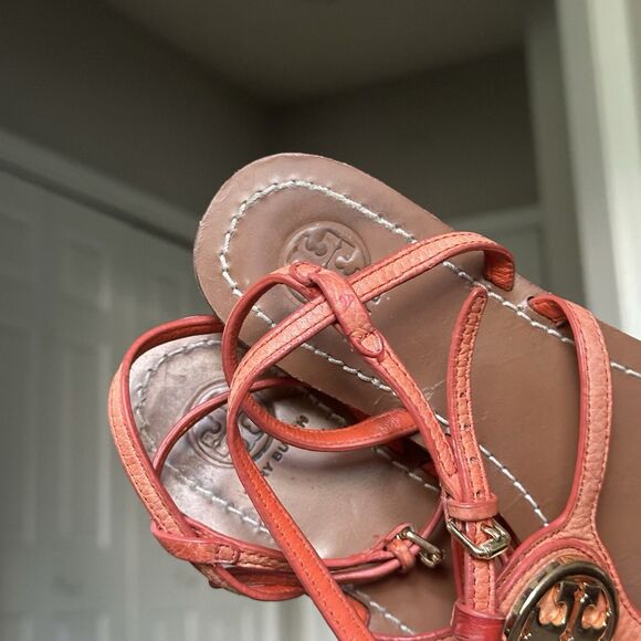Tory Burch Women's Emmy T-Strap Logo Flat Orange Leather Sandals size 6M - Picture 8 of 12